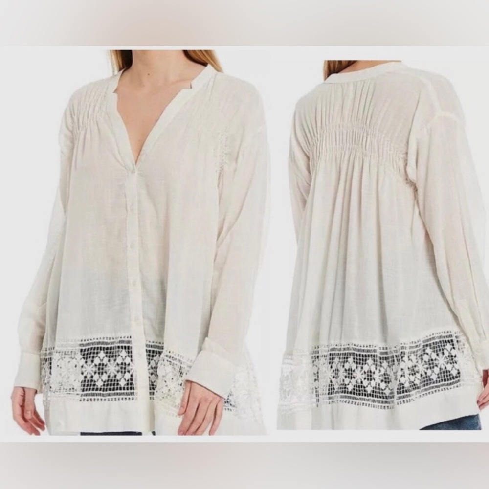 Free People (Runs BIG) Boho Top w/Crocheted Detail-Perfect Condition💝